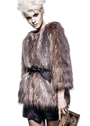 ��Ԋ��Ů�b