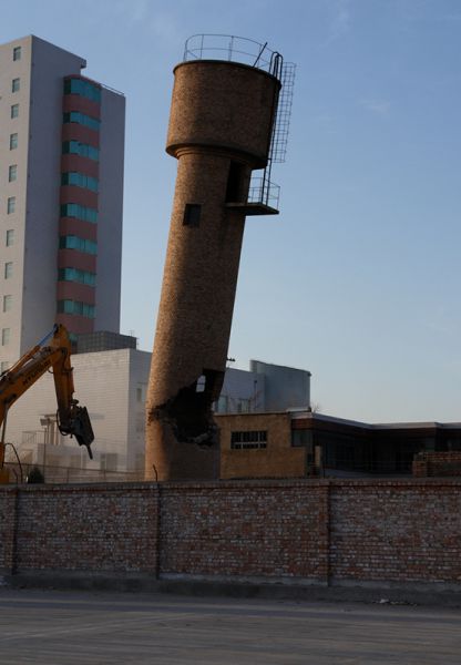 煙囪拆除，水塔拆除