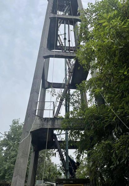 煙囪拆除，水塔拆除