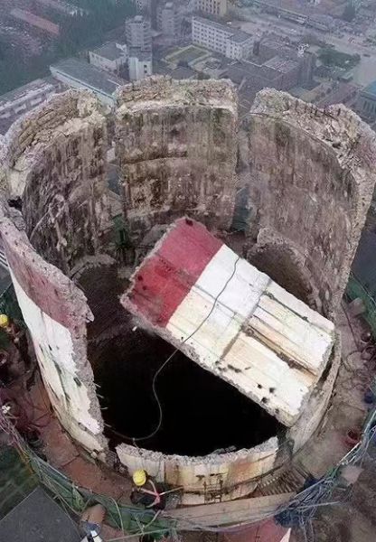 煙囪拆除，水塔拆除