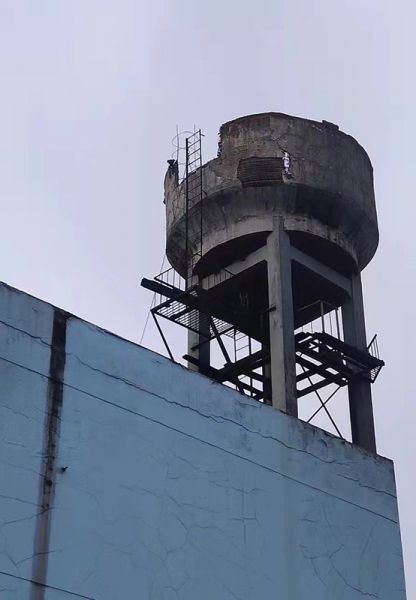 煙囪拆除，水塔拆除